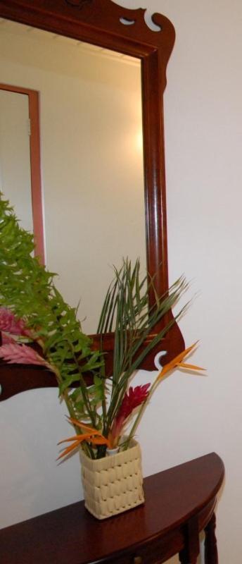 Deyna'S City Inn St. George's Номер фото