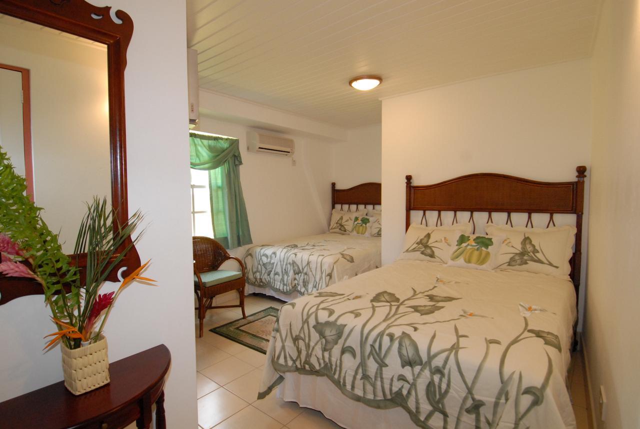 Deyna'S City Inn St. George's Экстерьер фото